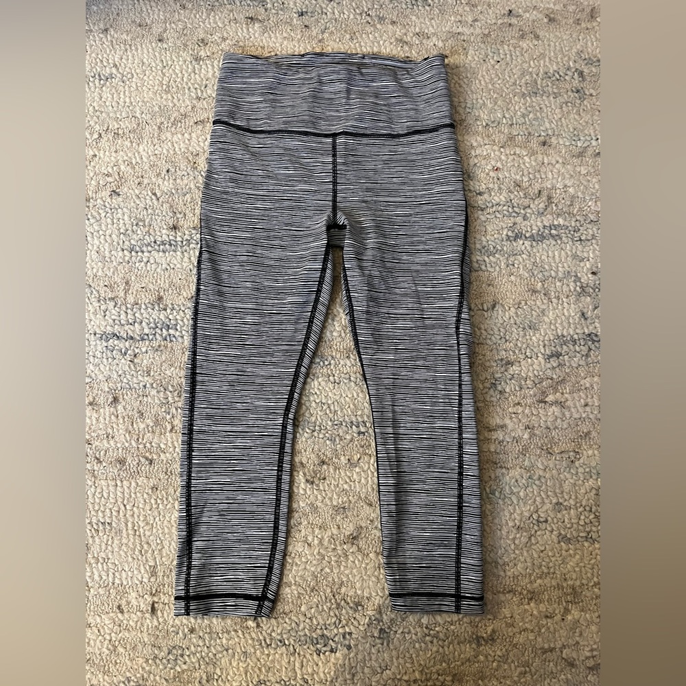 ATHLETA capri leggings size xs